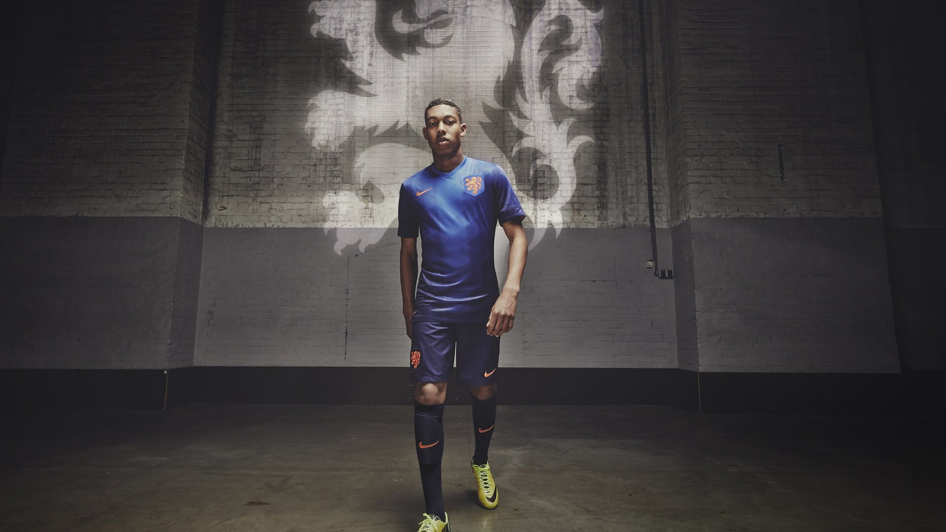 WRC赛段分析:技术细节与驾驶技巧揭秘,wrc赛车的比赛方式是什么